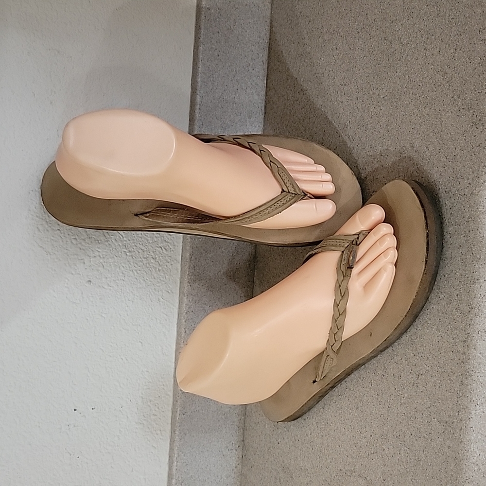 RAINBOW FLIRTY BRAIDY SINGLE LAYER NARROW STRAP FLIP FLOPS SANDALS (sz 10)